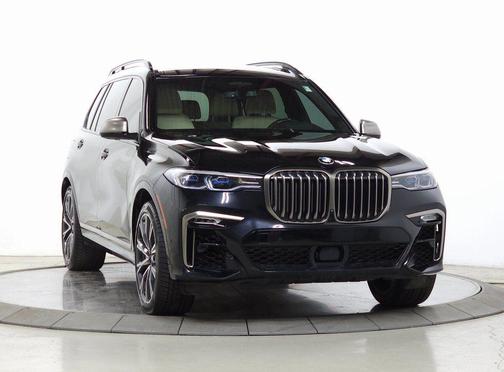 Black Sapphire Metallic 2021 BMW X7 M50i