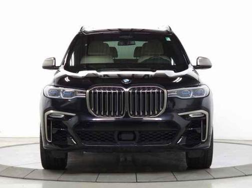2021 BMW X7 M50i
