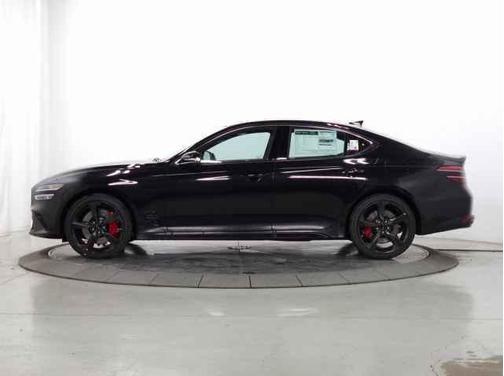 Vik Black 2026 Genesis G70 3.3T Sport Prestige