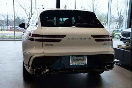 2026 Genesis GV70 2.5T Sport Prestige