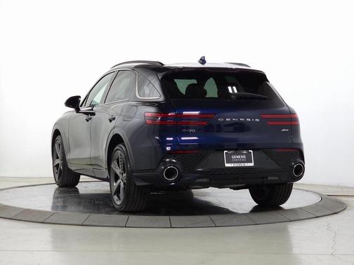 2023 Genesis GV70 2.5T