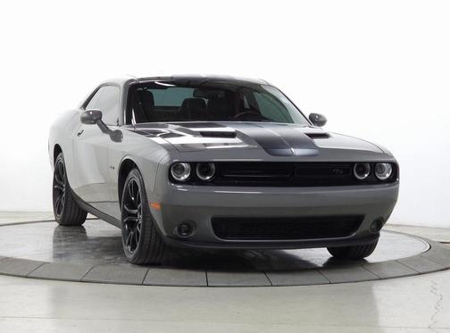 2017 Dodge Challenger R/T