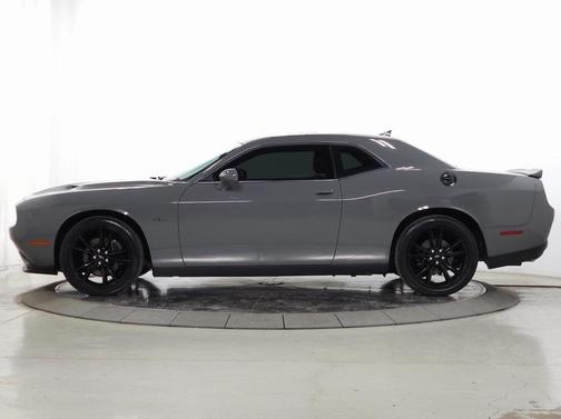 2017 Dodge Challenger R/T