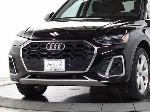 2022 Audi Q5 45 S line Premium Plus