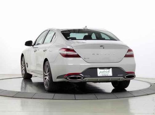 2026 Genesis G70 2.5T Standard