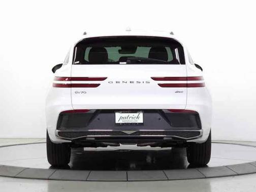 2026 Genesis GV70 2.5T Advanced