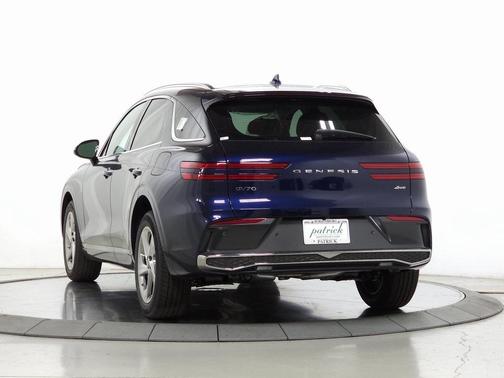 2026 Genesis GV70 2.5T