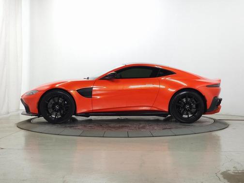 2020 Aston Martin Vantage Base