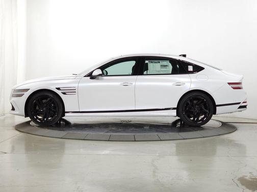Uyuni White 2026 Genesis G80 3.5T Prestige Black