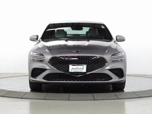 2024 Genesis G70 2.5T
