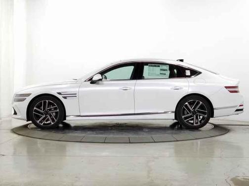 2025 Genesis G80 2.5T
