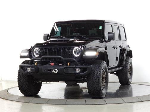 Black Clearcoat 2024 Jeep Wrangler Rubicon 392