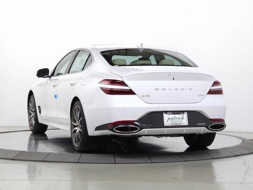 2026 Genesis G70 PRESTIGE