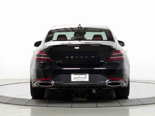 2025 Genesis G70 2.5T