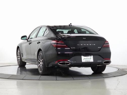 2026 Genesis G70 2.5T Standard