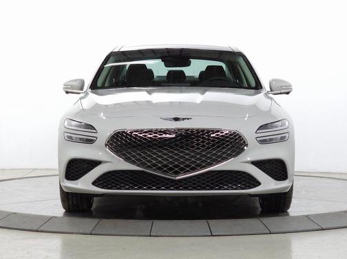 2026 Genesis G70 PRESTIGE