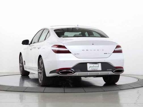 2025 Genesis G70 3.3T Sport Advanced