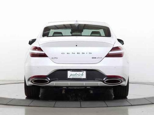 2025 Genesis G70 3.3T Sport Advanced