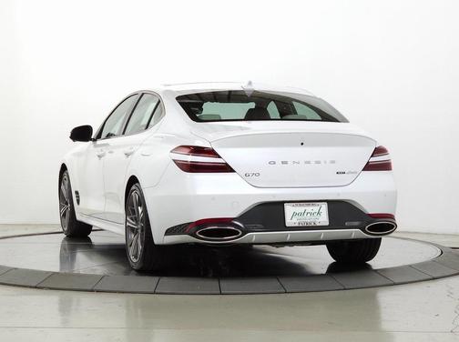 2025 Genesis G70 3.3T Sport Prestige