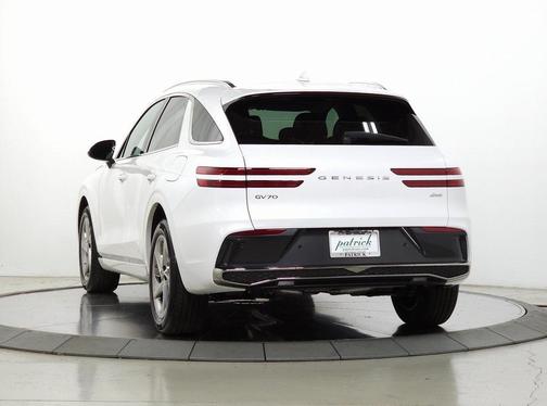 2026 Genesis GV70 2.5T