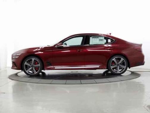 2025 Genesis G70 2.5T