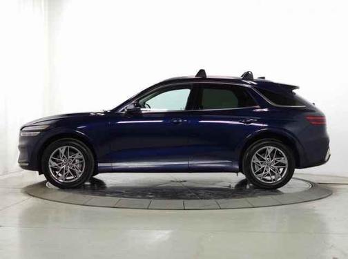 2024 Genesis GV70 2.5T