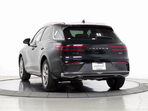 Vik Black 2026 Genesis GV70 2.5T Advanced