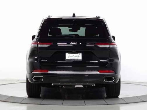 2023 Jeep Grand Cherokee Summit