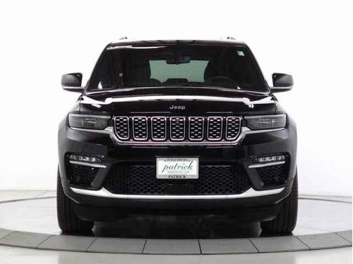 2023 Jeep Grand Cherokee Summit