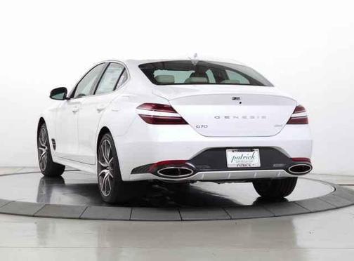 2026 Genesis G70 2.5T Standard