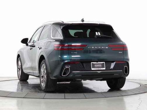 2024 Genesis GV70 2.5T