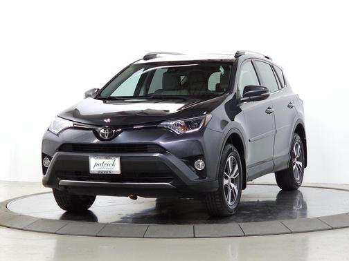 Magnetic Gray Metallic 2018 Toyota RAV4 XLE