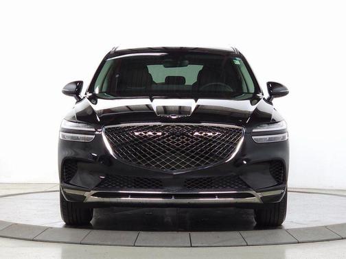 Vik Black 2025 Genesis GV70 2.5T