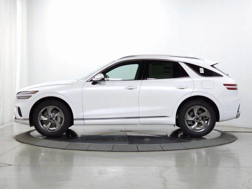 Uyuni White 2026 Genesis GV70 2.5T Advanced
