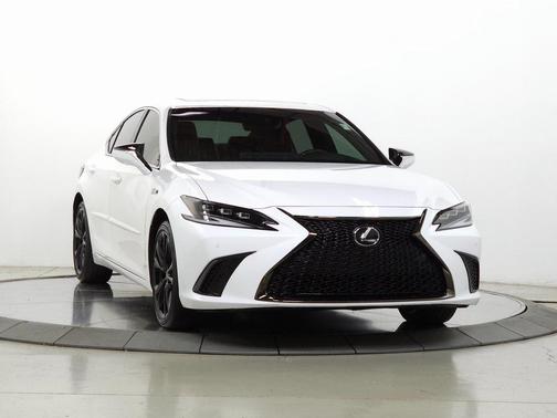 2023 Lexus ES 300h Base