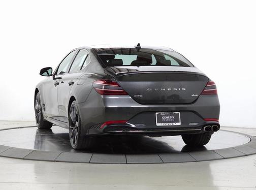 2023 Genesis G70 2.0T