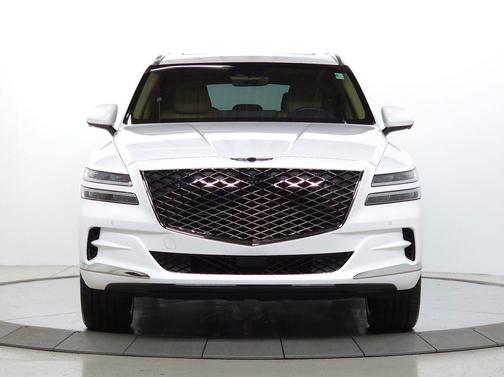Uyuni White 2024 Genesis GV80 2.5T