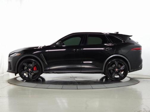 2022 Jaguar F-PACE SVR