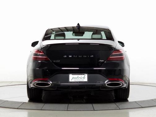 2025 Genesis G70 2.5T