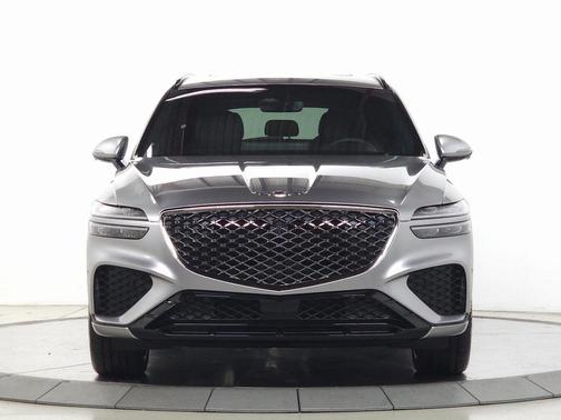 2024 Genesis GV70 2.5T