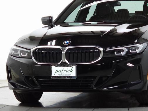 2023 BMW 330 i xDrive