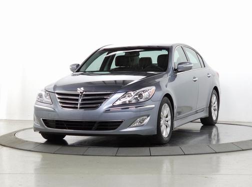 2013 Hyundai Genesis 3.8