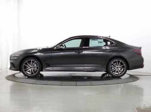 2026 Genesis G70 2.5T Standard