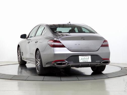 2026 Genesis G70 2.5T Standard