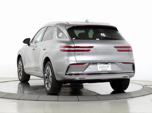 2026 Genesis Electrified GV70 Advanced