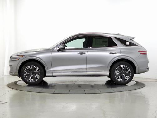 2026 Genesis Electrified GV70 Advanced