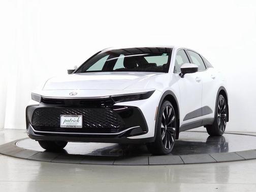2024 Toyota Crown Platinum