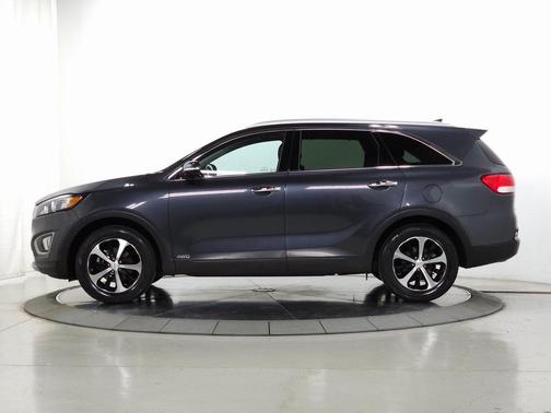 2017 Kia Sorento EX