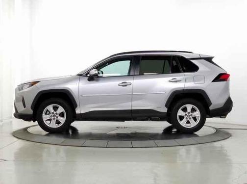 2019 Toyota RAV4 Hybrid LE