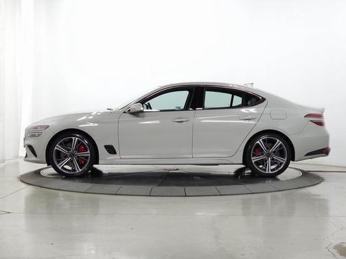 2025 Genesis G70 3.3T Sport Advanced